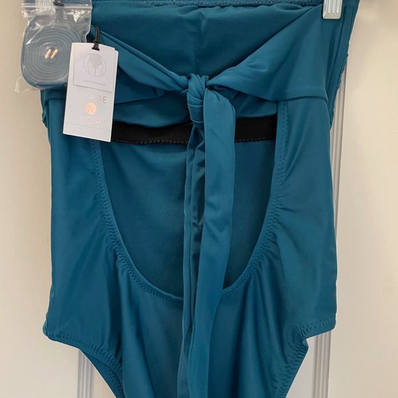 Shade and Shore Bandeau Tie Back Swimsuit S - Picture 4 of 14